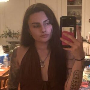 Meet your Posher, Gina